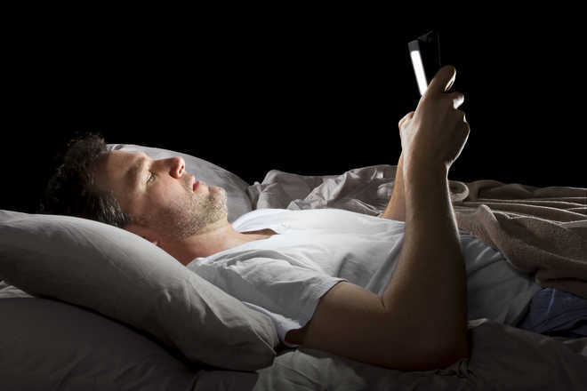 Night-time screen use may lead to poor sleep in kids