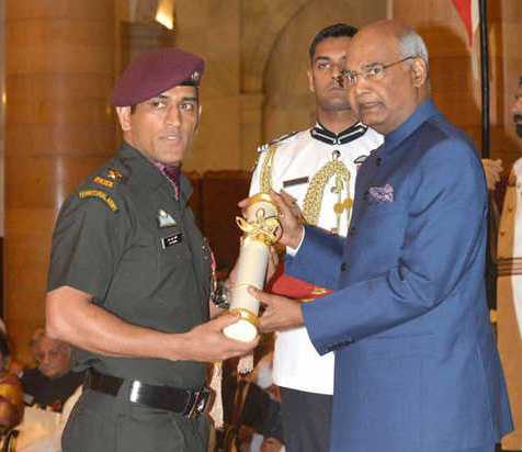 MS Dhoni has made Ranchi famous in world of cricket: President Kovind