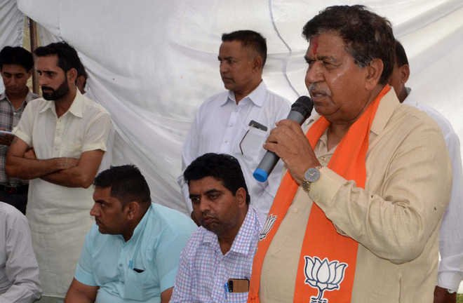 Gupta visits Barwala villages, harps on development : The Tribune India