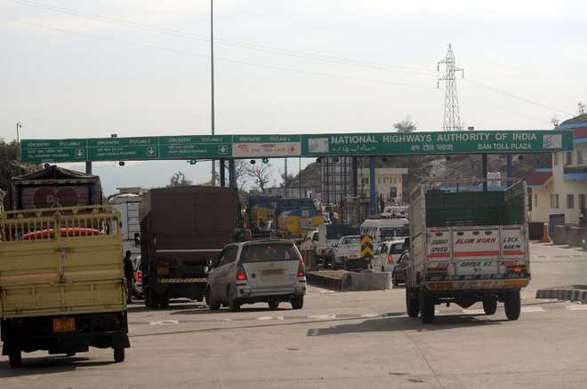 Mankotia threatens to launch stir against Sarore toll plaza