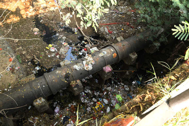 N-choe turns dumping ground for debris