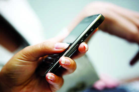 Ban on SMS hrs after postpaid service resumes