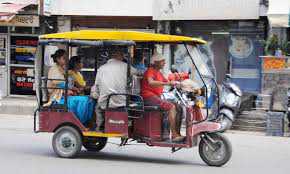 800 e-rickshaws on duty to ferry pilgrims to Ber Sahib
