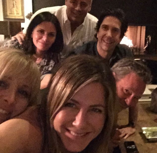 Jennifer Aniston joins Instagram, posts photo with ‘Friends’ co-stars