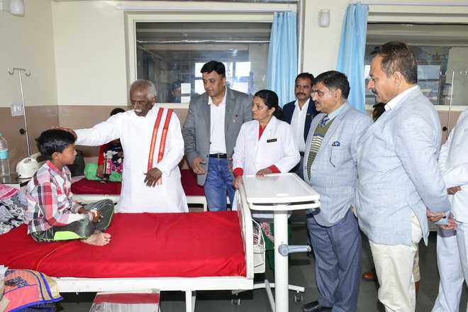 After surprise visit to DDU Hospital, Guv wants more facilities for patients