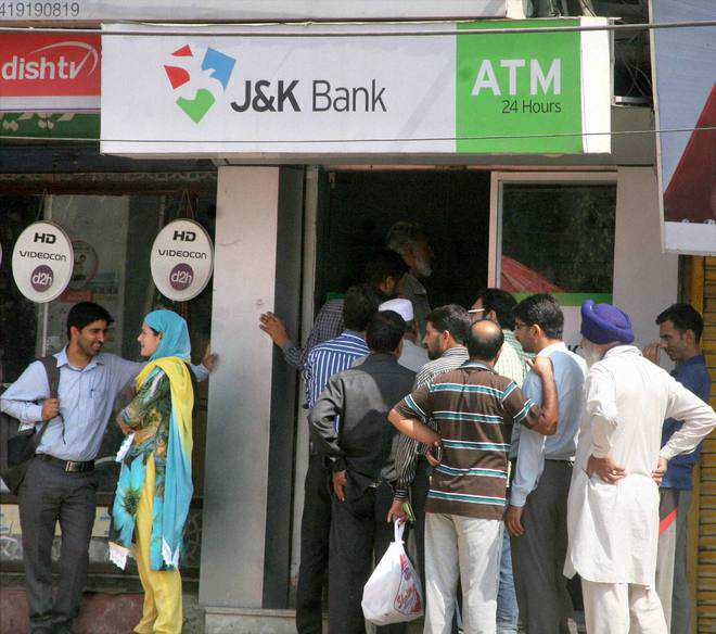 ACB conducts raids on J&K Bank ex-chairman’s house