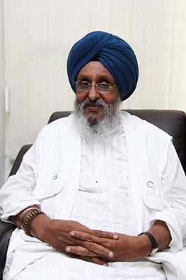 Review passport condition: Sikh spiritual leader