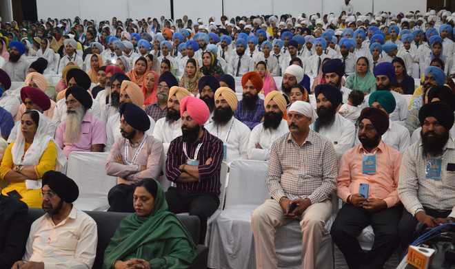 Sikh youth conference dwells on teachings of Guru Nanak