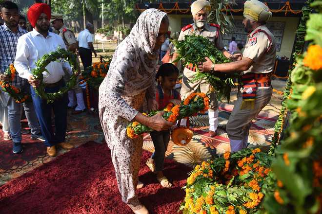 Sacrifice of police martyrs remembered
