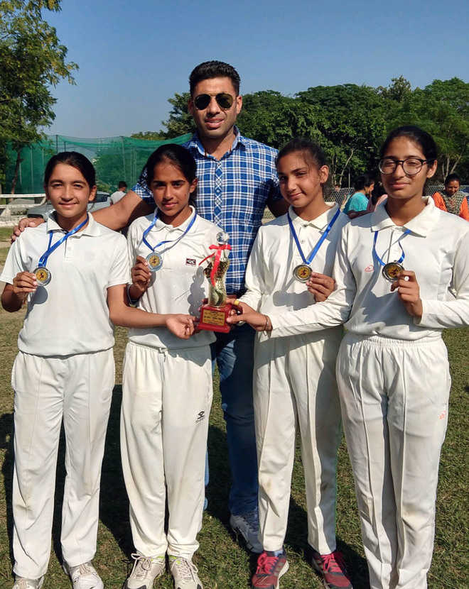 DAV girls excel in cricket tournament