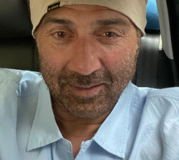 Sunny Deol sends out love to his fans, they call him ‘True Punjabi’