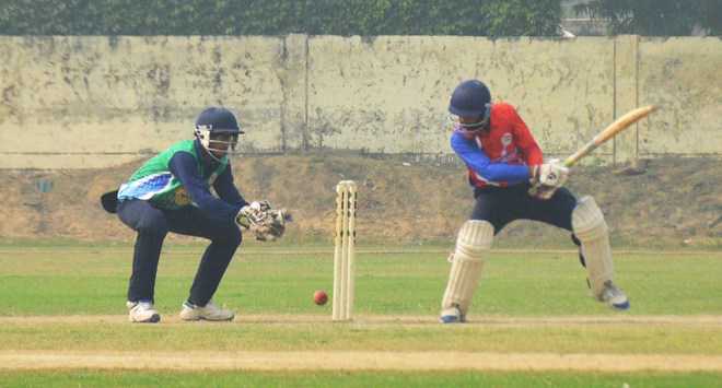 Mahajan Club overpowers National Club by 7 runs