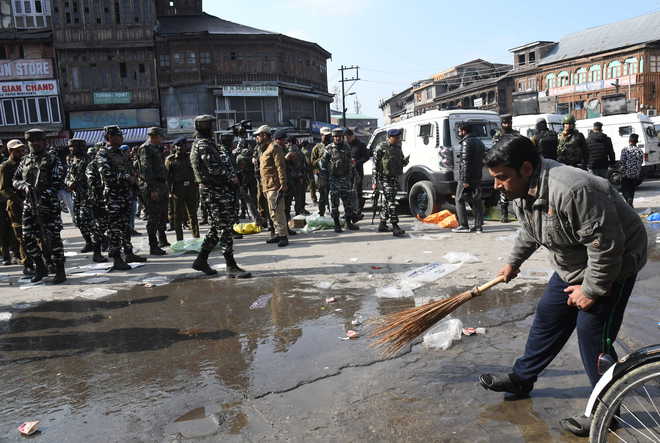 Civilian Killed In Grenade Attack In Srinagar''s Busy Market Area : The ...