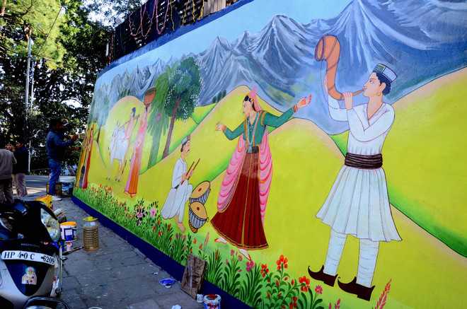 Kangra paintings adorn D’sala ahead of Global Investors’ Meet