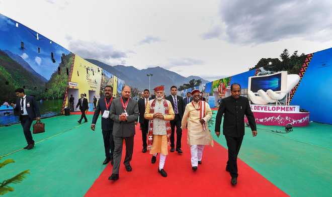 Ease of doing business, not sops attracts investors: PM Modi in HP