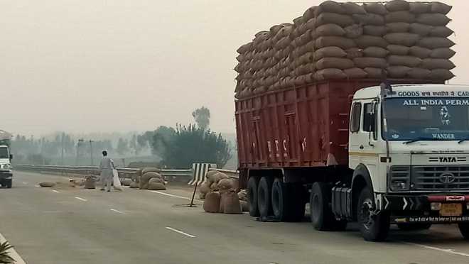 How an Overloaded Truck Can be a Danger to Others on the Road