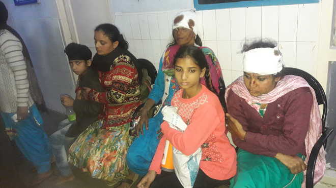 One devotee dies, 25 hurt in mishap