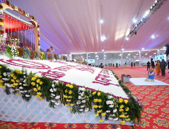PM extends greetings on Guru Nanak Dev’s birth anniversary