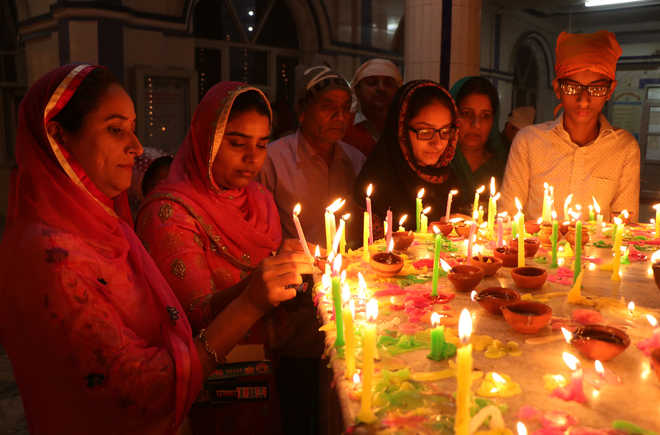 Prayers mark Gurpurb celebrations in dist