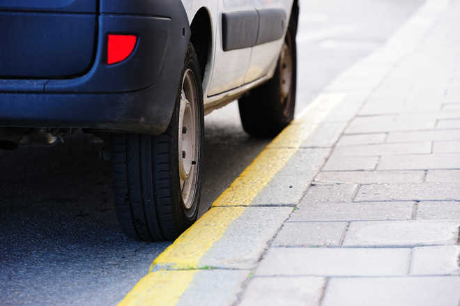 Allow parking behind yellow lines in Shimla: High Court