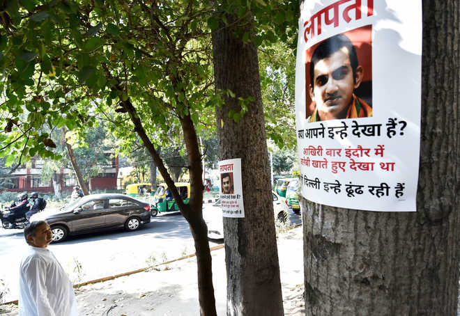 Last seen eating jalebis: ‘Missing’ posters of Gambhir surface in Delhi