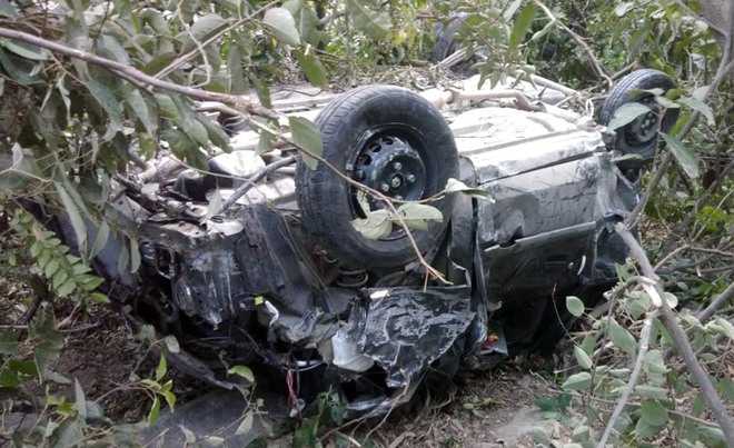3 killed as car falls into gorge in Mandi