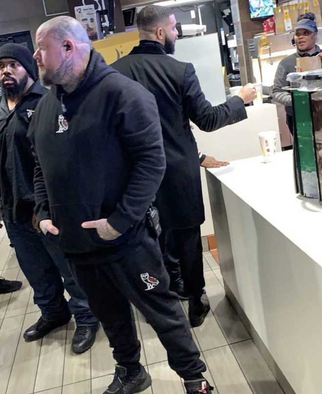 Drake gifts $10,000 to McDonald''s workers