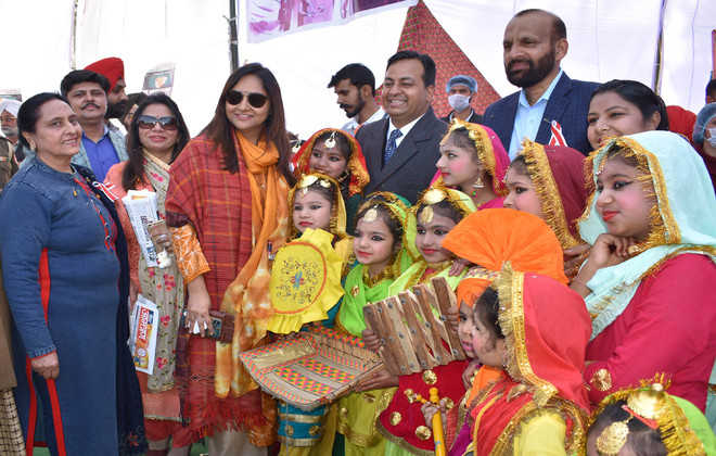 At Red Cross fair, Hoshiarpur DC pledges to donate eyes