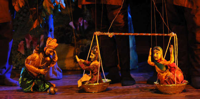 Puppet play depicts Shravan’s devotion towards parents
