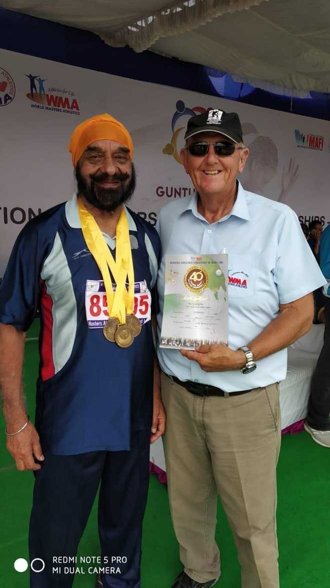 3 gold medals for veteran Sidhu