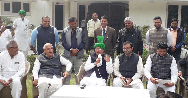 Chautala to blow poll bugle from estranged grandson’s constituency