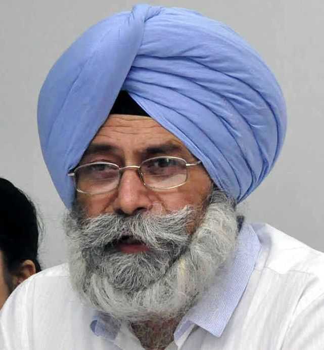 Congress non-serious on sacrilege issue: Phoolka