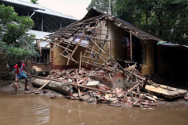 72-yr-old man offers to sell kidney to rebuild flood-hit house