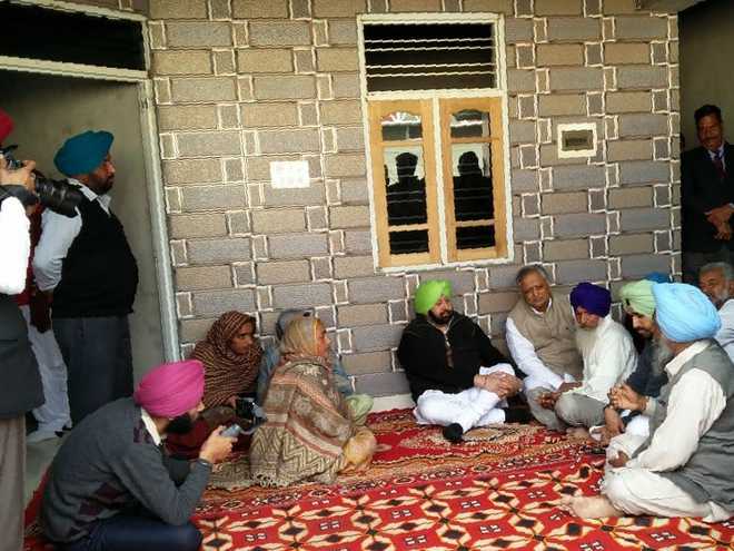 CM visits martyr’s family in Ropar, announces pension for parents