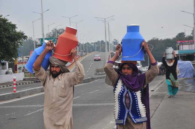 Gujjars travel on foot to supply milk in city