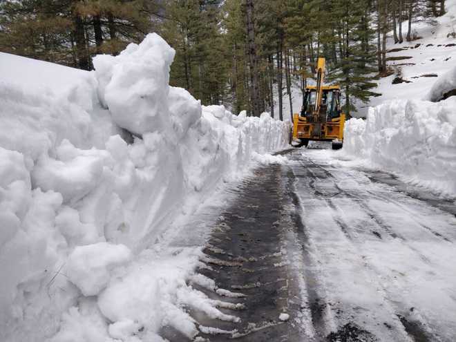 397 roads blocked in state