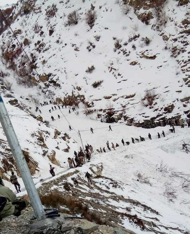 Avalanche: Search continues for missing Army men; weather hampers progress