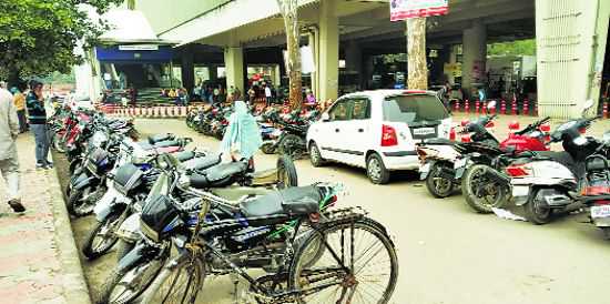 Bahadurgarh Metro stations lack parking