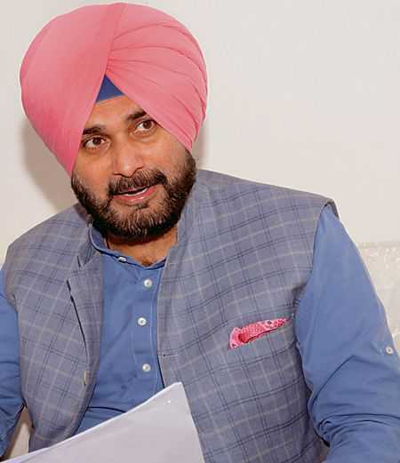 Sidhu leads charge, but not much change on the ground