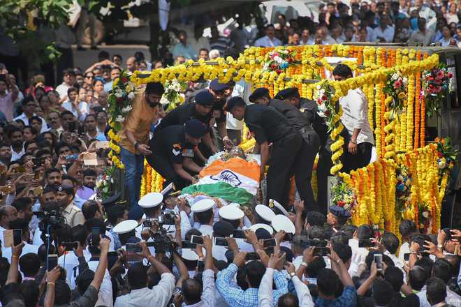 People throng Panaji streets to pay last respects to Parrikar