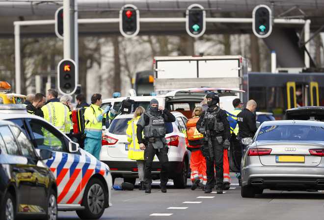 Gunman kills 3 on Dutch tram, mayor says terror likely motive