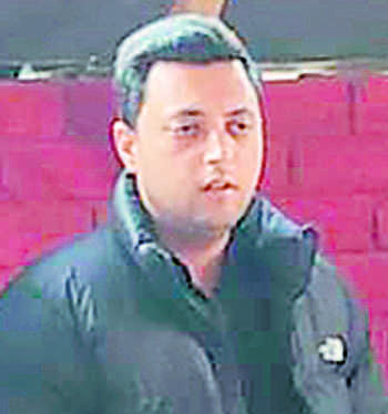 BJP minister’s son at Congress door for ticket from Mandi