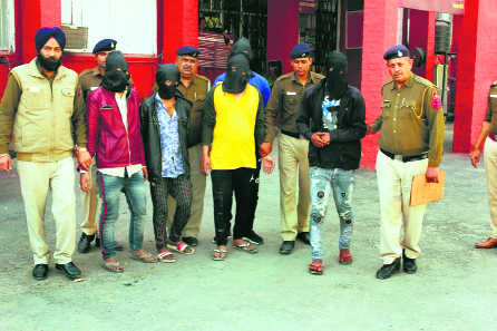 Five arrested for kidnapping, extortion