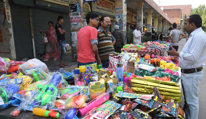 Vendors at PU add colour to Holi