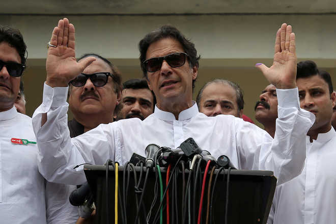 Pak may soon hit oil, gas jackpot: Imran Khan