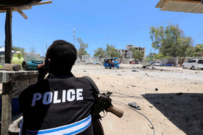 Somalian deputy minister among 5 killed in militant attack