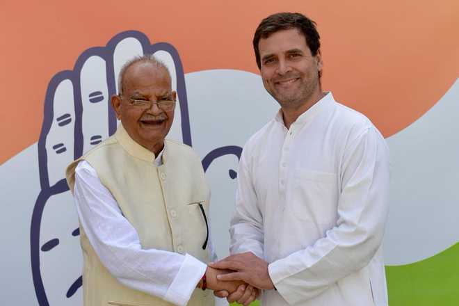 Will resign from HP Cabinet, says Anil after Sukh Ram returns to Cong