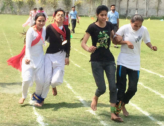 Razia fastest runner at Shanti Tara College for Women