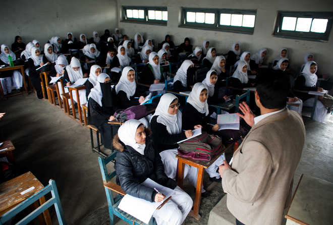 Srinagar to replicate Delhi government school model