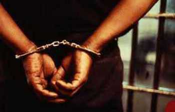 Nigerian among 3 held with heroin